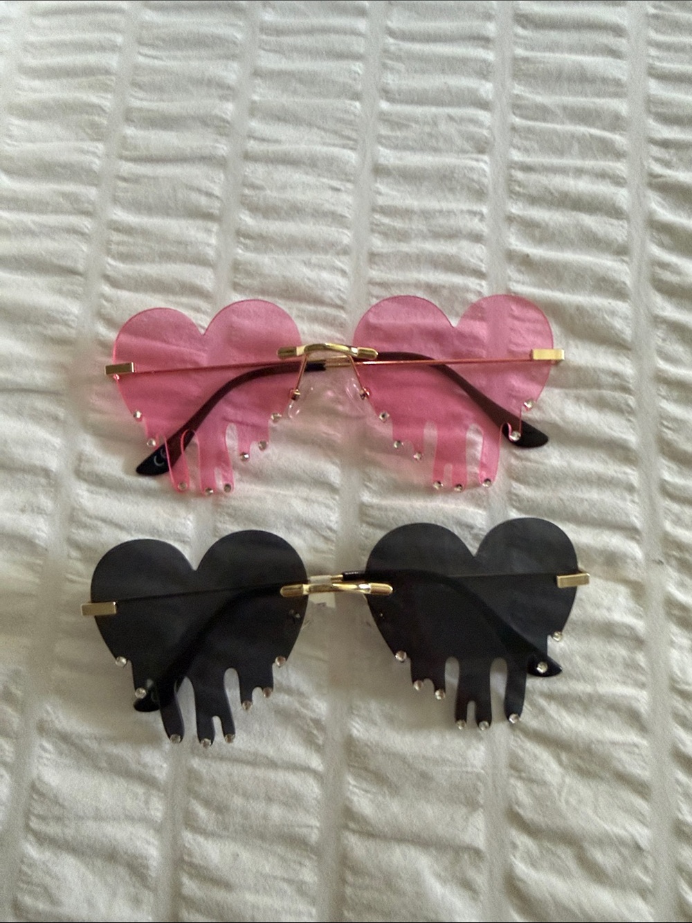 Ladies Heart-Shaped Drip Sunglasses - Pink and black